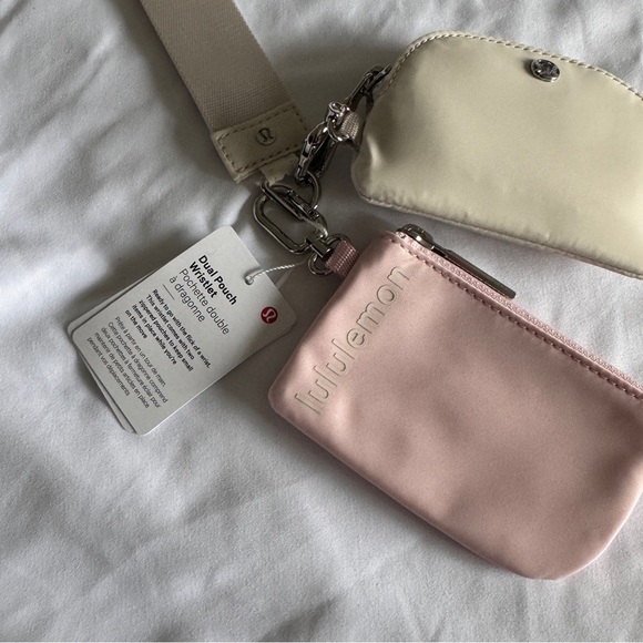 66-69🆕 Lululemon Dual Pouch Wristlet - White Opal/Flush Pink - Picture 2 of 5
